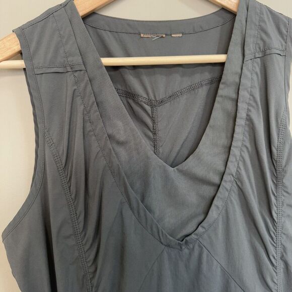 Indygena Activewear Dress Women's Medium V-Neck Upf 50+ Grey Sleeveles - Picture 5 of 11